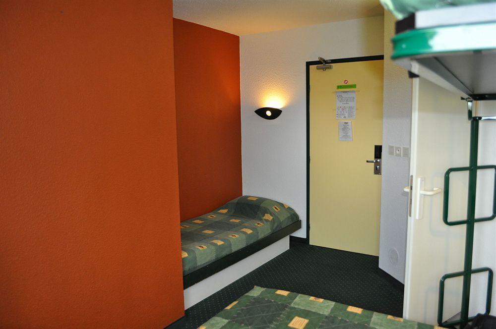 Hotelf1 Bourges Le Subdray La Chapelle-Saint-Ursin Exterior foto
