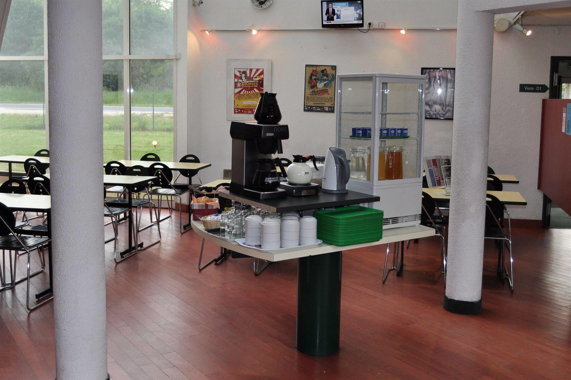 Hotelf1 Bourges Le Subdray La Chapelle-Saint-Ursin Exterior foto